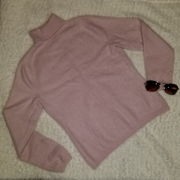 Pink Prive Cashmere Turtleneck Sweater - Picture 4 of 7